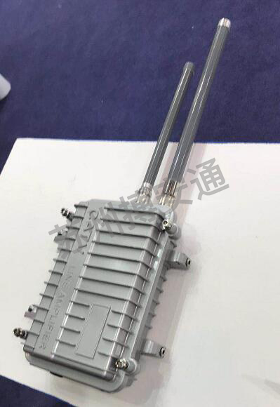 玻璃鋼天(tiān)線